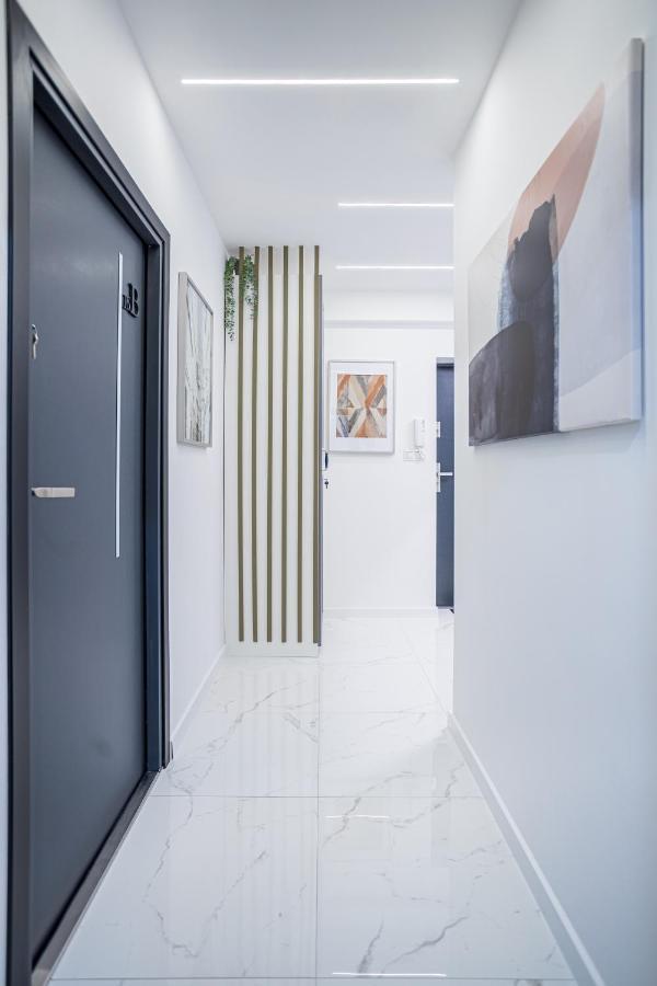 Flatbook - City Center Apartments Zabi Kruk Гданьск Экстерьер фото